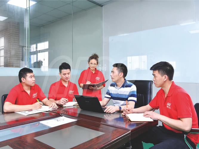 工业园区的“技术脉搏” 在工厂实景中发现服务的力量
